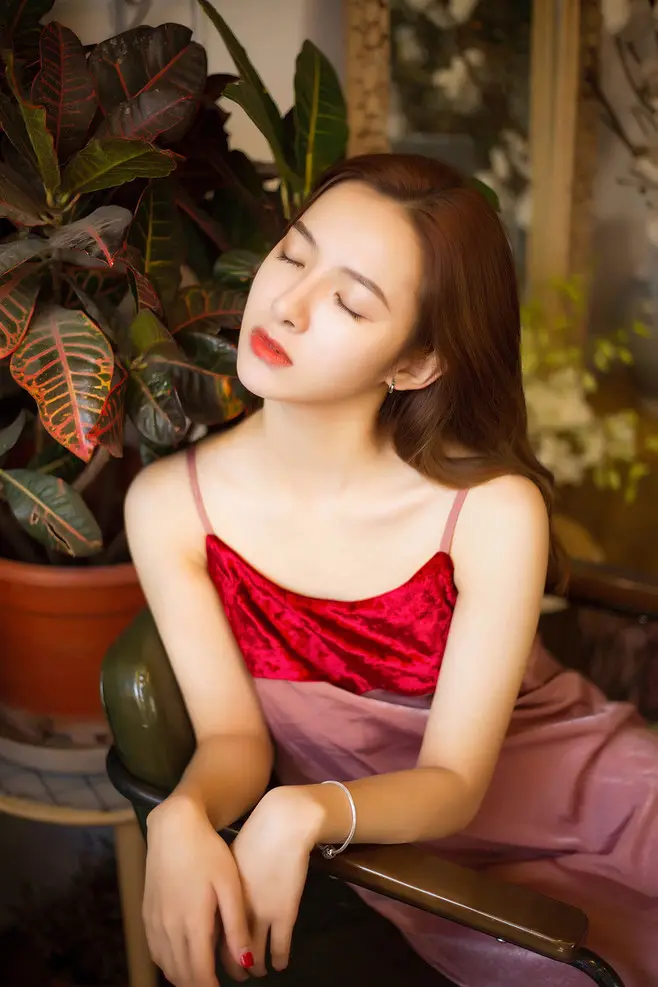 西藏广州高端商务伴游晓雯
