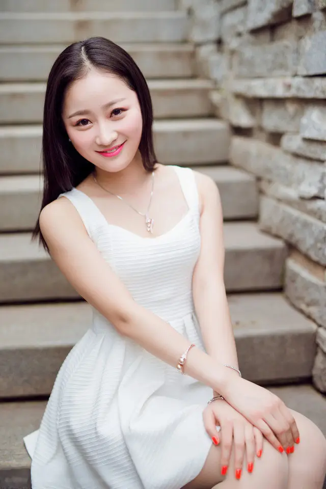 西藏温州私人伴游商务伴游乔妹的联系方式！