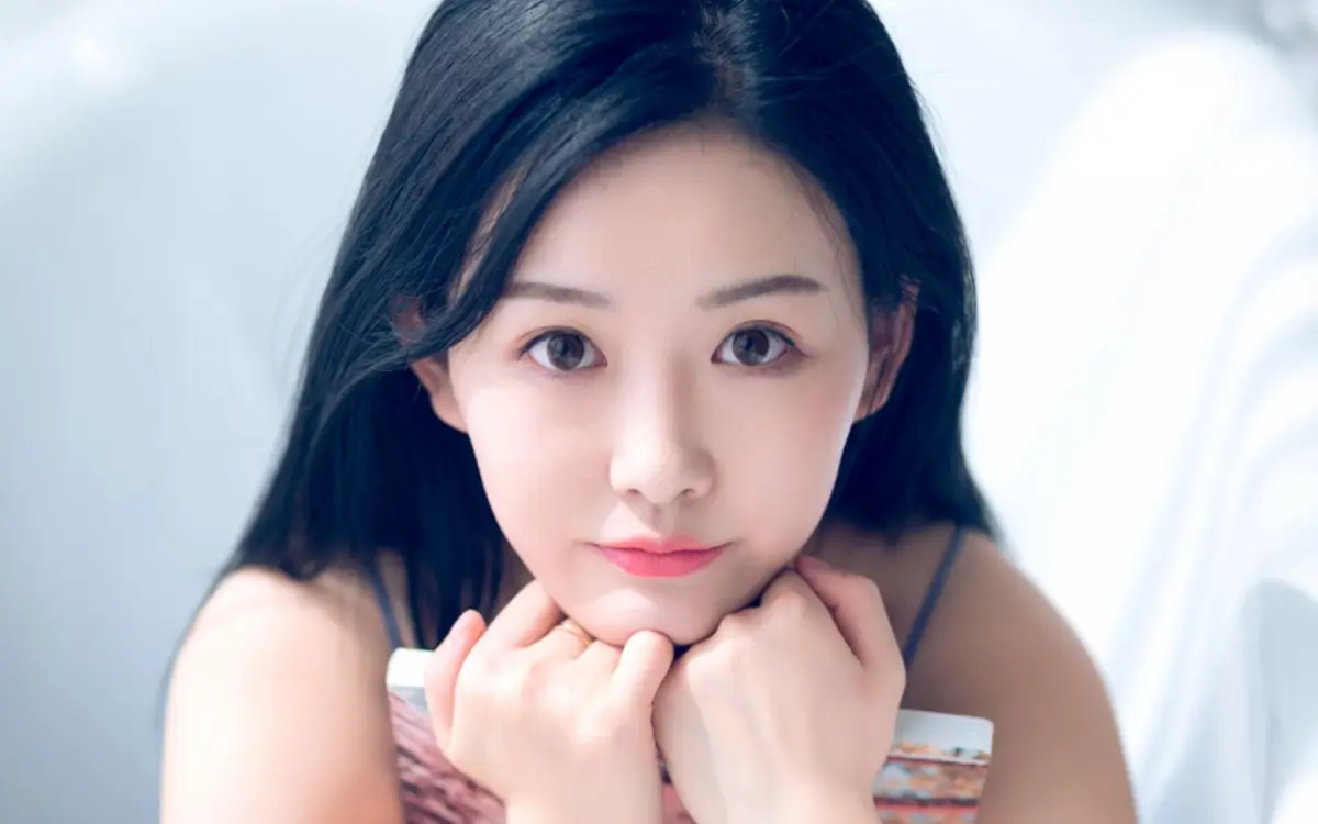 西藏哈尔滨私人伴游燕子