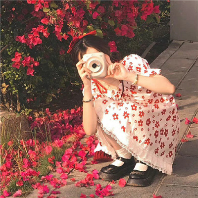 西藏伴游女生飞傲松的资料