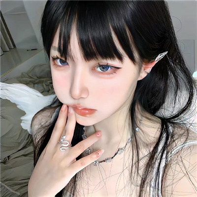 西藏伴游女生孛安春的资料