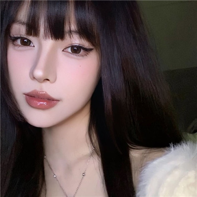 西藏伴游女生赤雨凝的资料