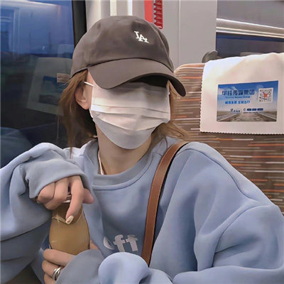 西藏伴游女生休丹云的资料